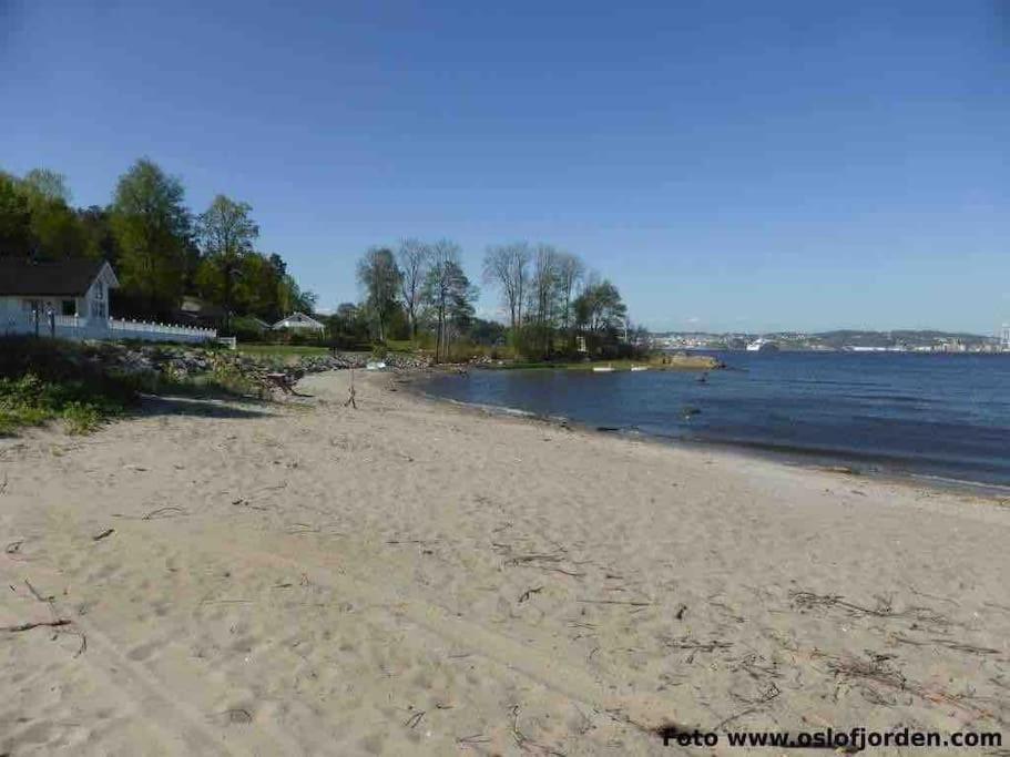 Flott Stort Hus I Stavern, Sjoutsikt Og Basseng Larvik Esterno foto